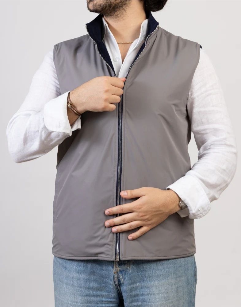 Pothiares Reversible Wool Gilet | Brown