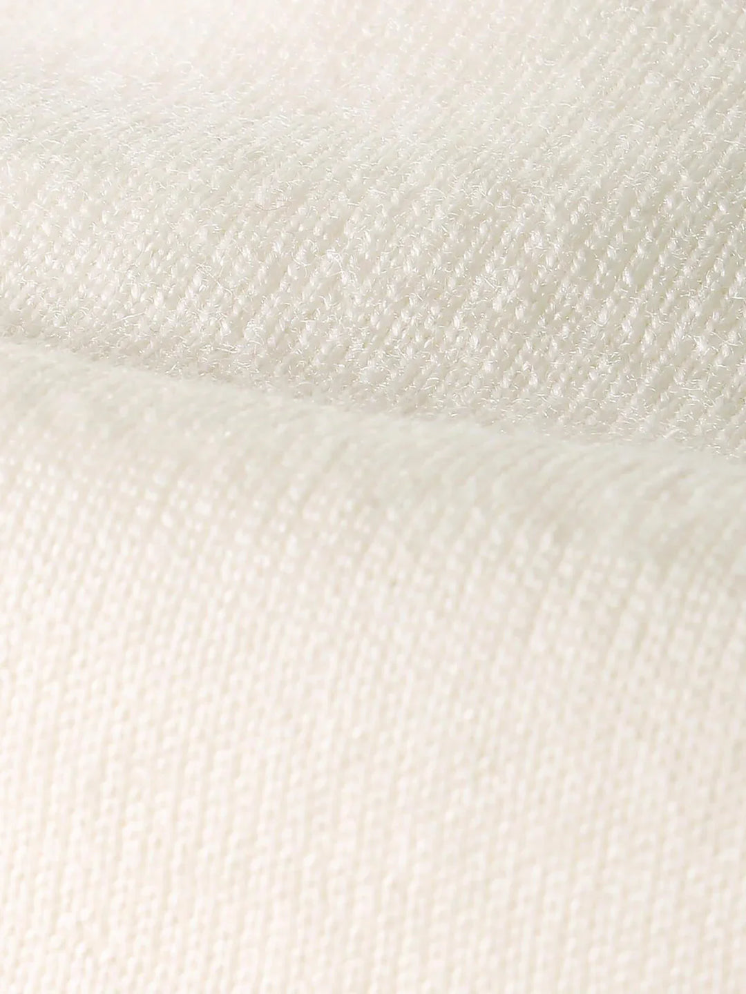 ZURICH - BEIGE MERINO TURTLENECK